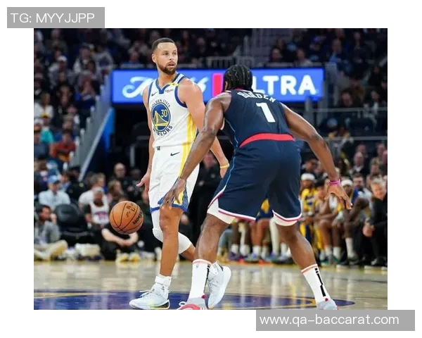 邓利维称库里状态依旧出色未来三年仍将展现顶级表现