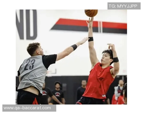 开拓者比赛回顾杨瀚森展现卓越纪律性与执行力的精彩表现